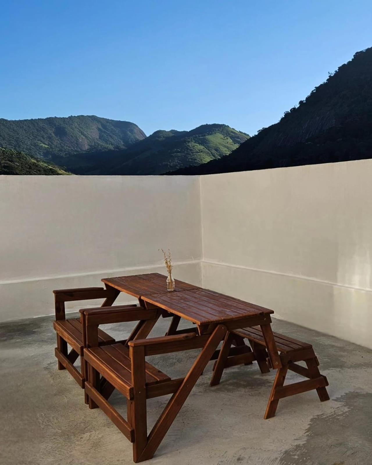 Cantinho Na Serra - Apartamento Santa Maria Madalena Exterior foto